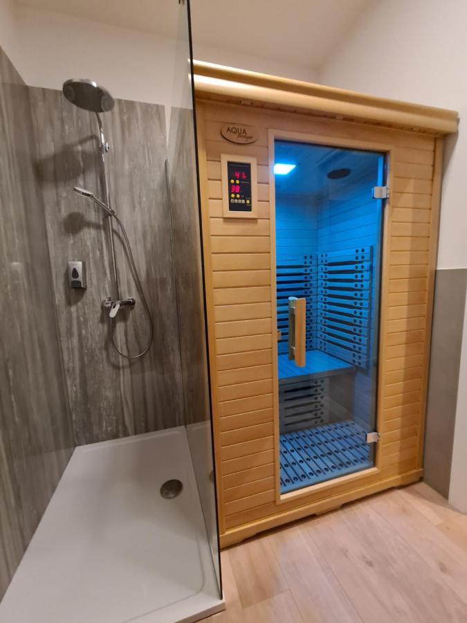 Deluxe Apartments "In The Center" Rijeka Exterior photo